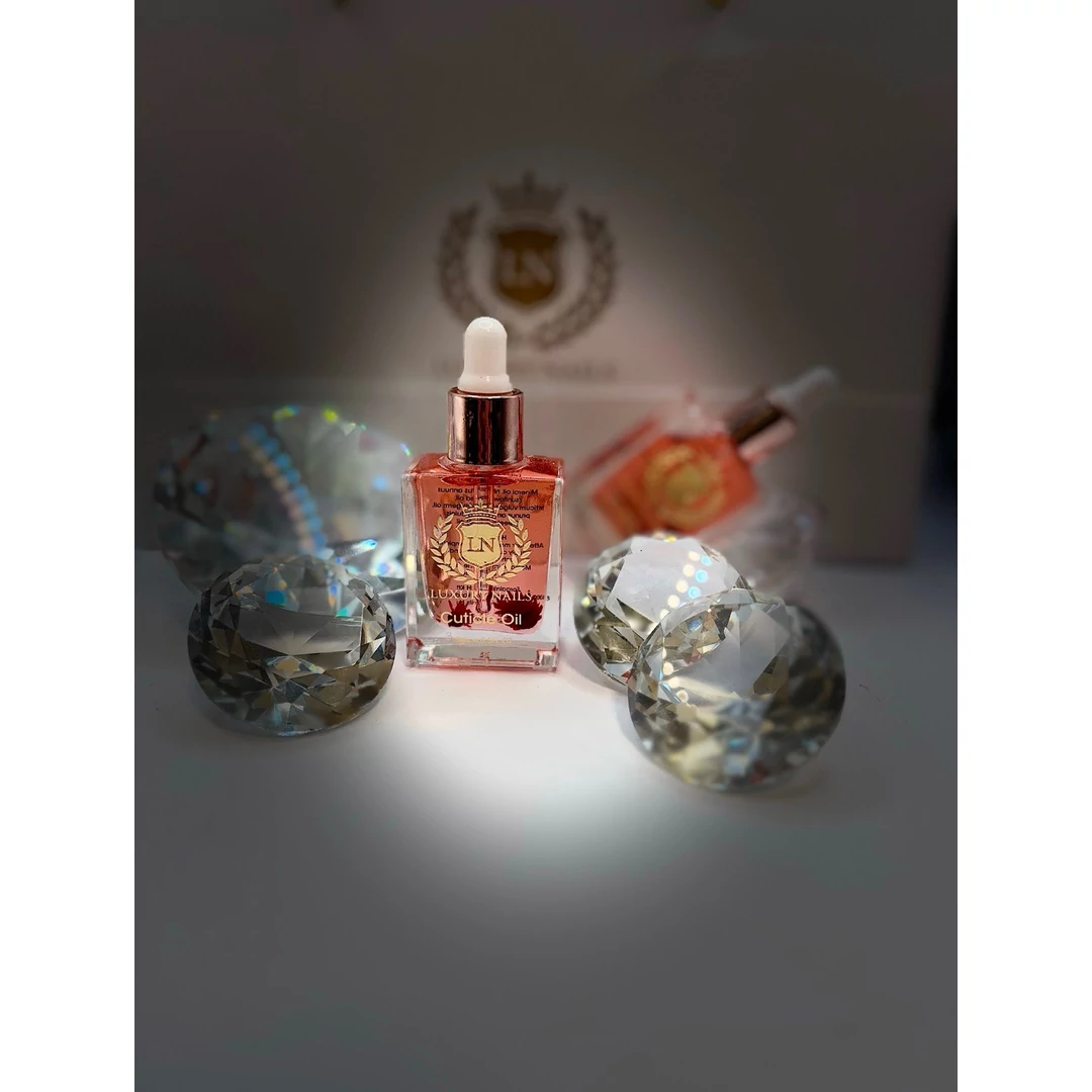 Luxury körömágyápoló olaj 15ml - Eper Luxury körömágyápoló olaj 15ml - Eper